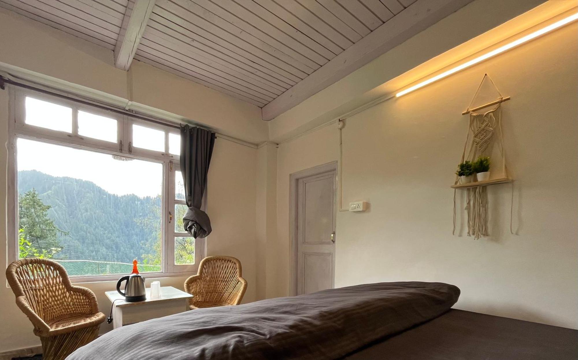 Odin Hostel Shoja Exteriör bild
